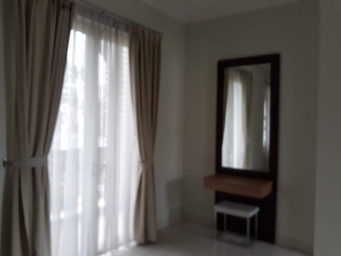 Rumah Disewakan Semi Furnished di Cluster Florencia Lippo Cikarang